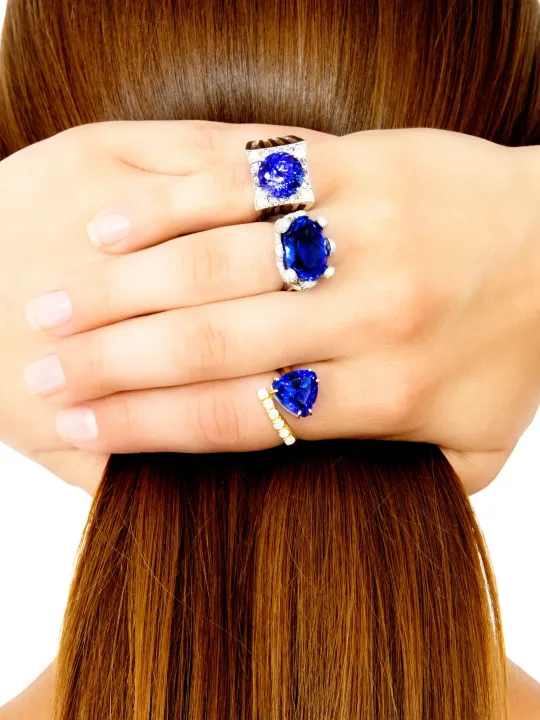 Veleka Deep Blue Sapphire Square Ring