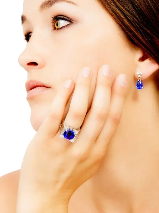 Veleka Deep Blue Sapphire Square Ring